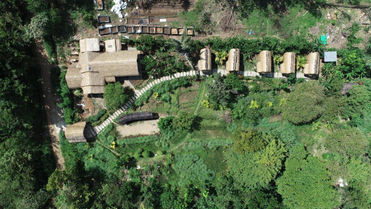 Sten Lodge eco Homestay&restaurant Labuan Bajo Esterno foto