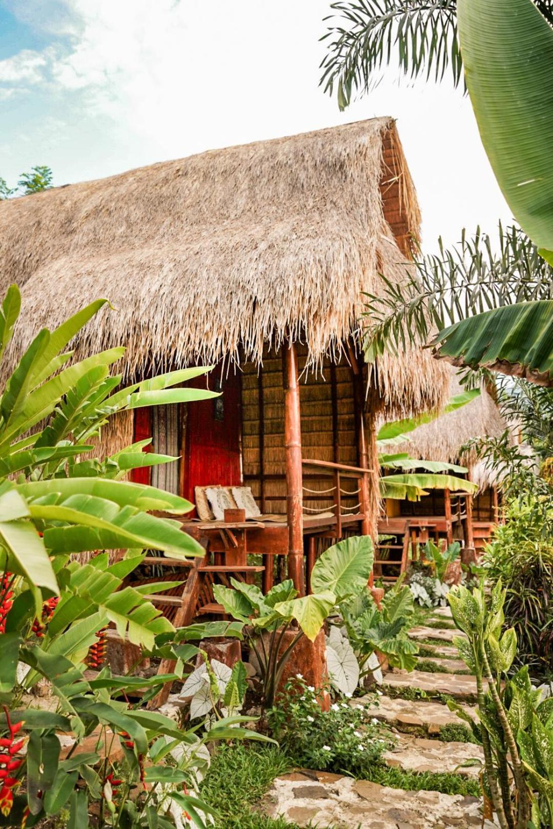 Sten Lodge eco Homestay&restaurant Labuan Bajo Esterno foto