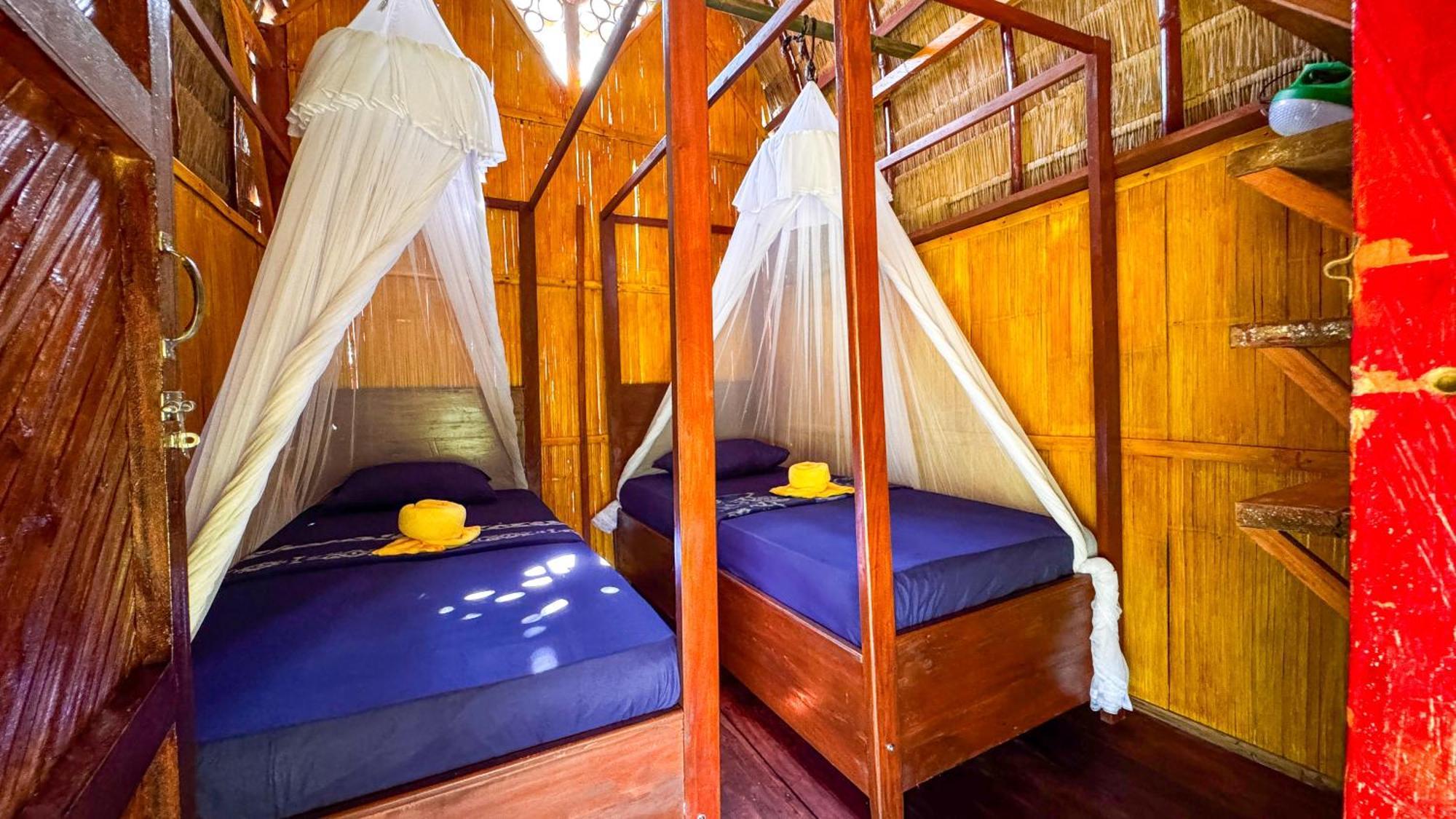 Sten Lodge eco Homestay&restaurant Labuan Bajo Esterno foto