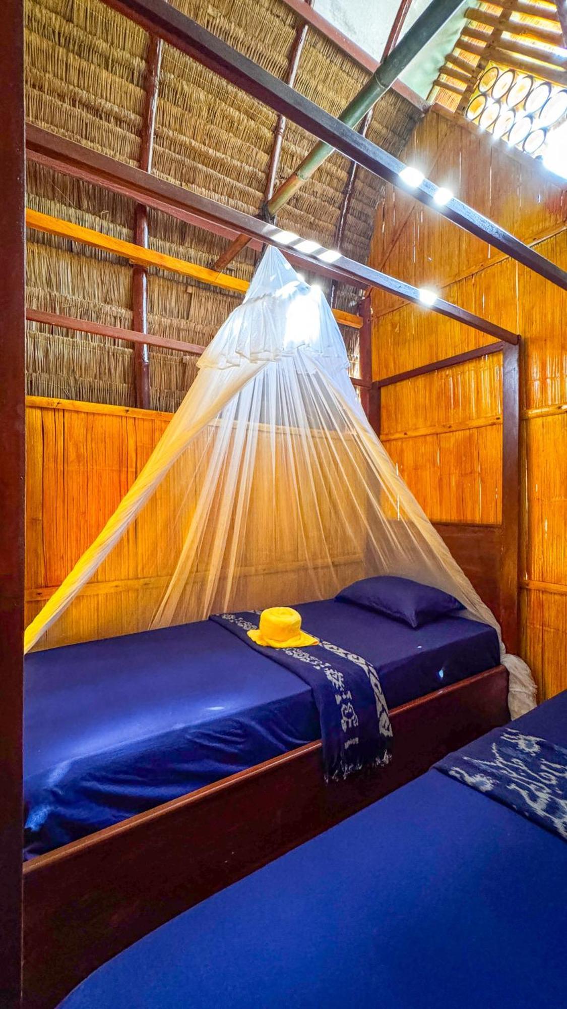 Sten Lodge eco Homestay&restaurant Labuan Bajo Esterno foto