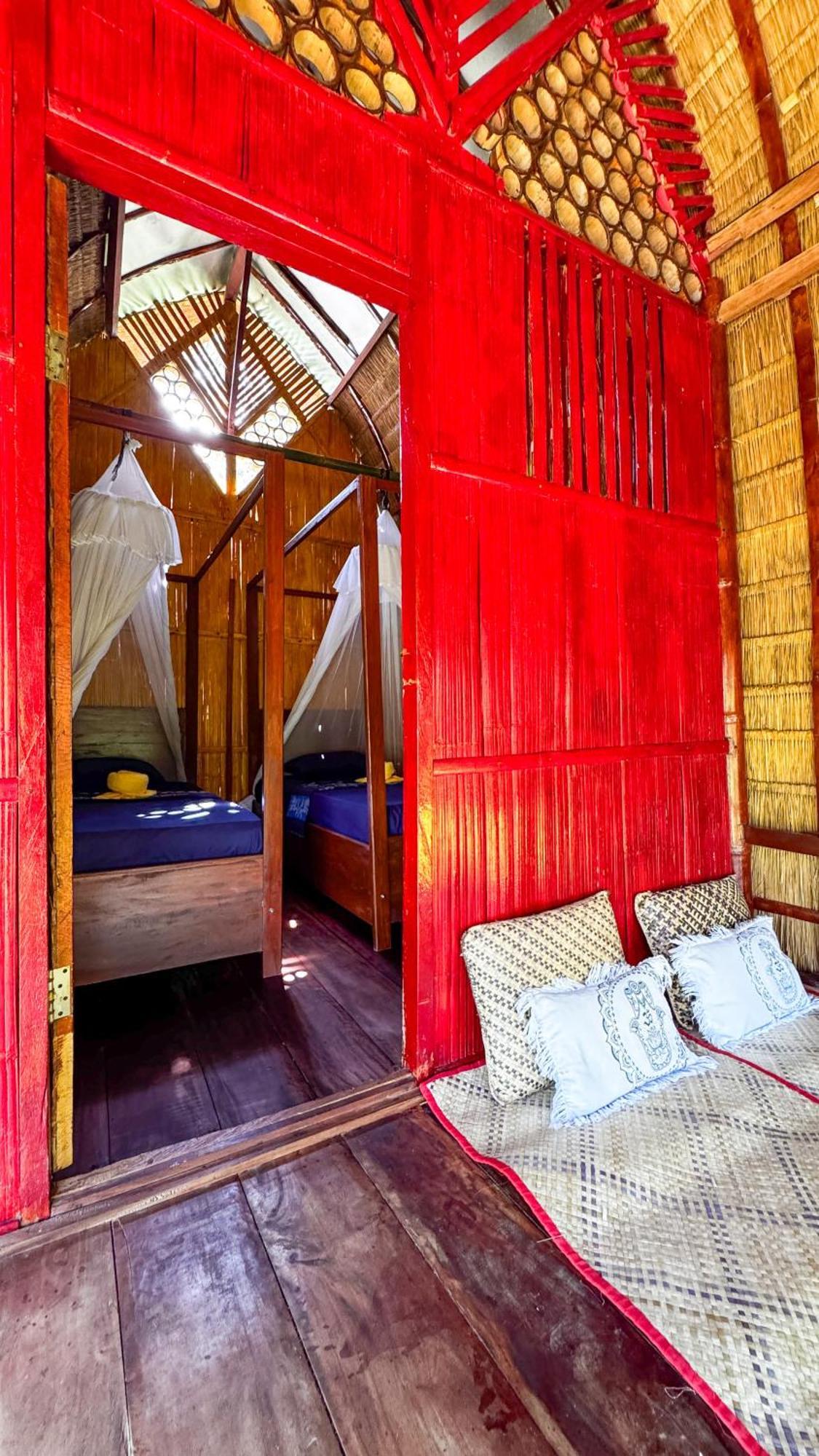Sten Lodge eco Homestay&restaurant Labuan Bajo Esterno foto