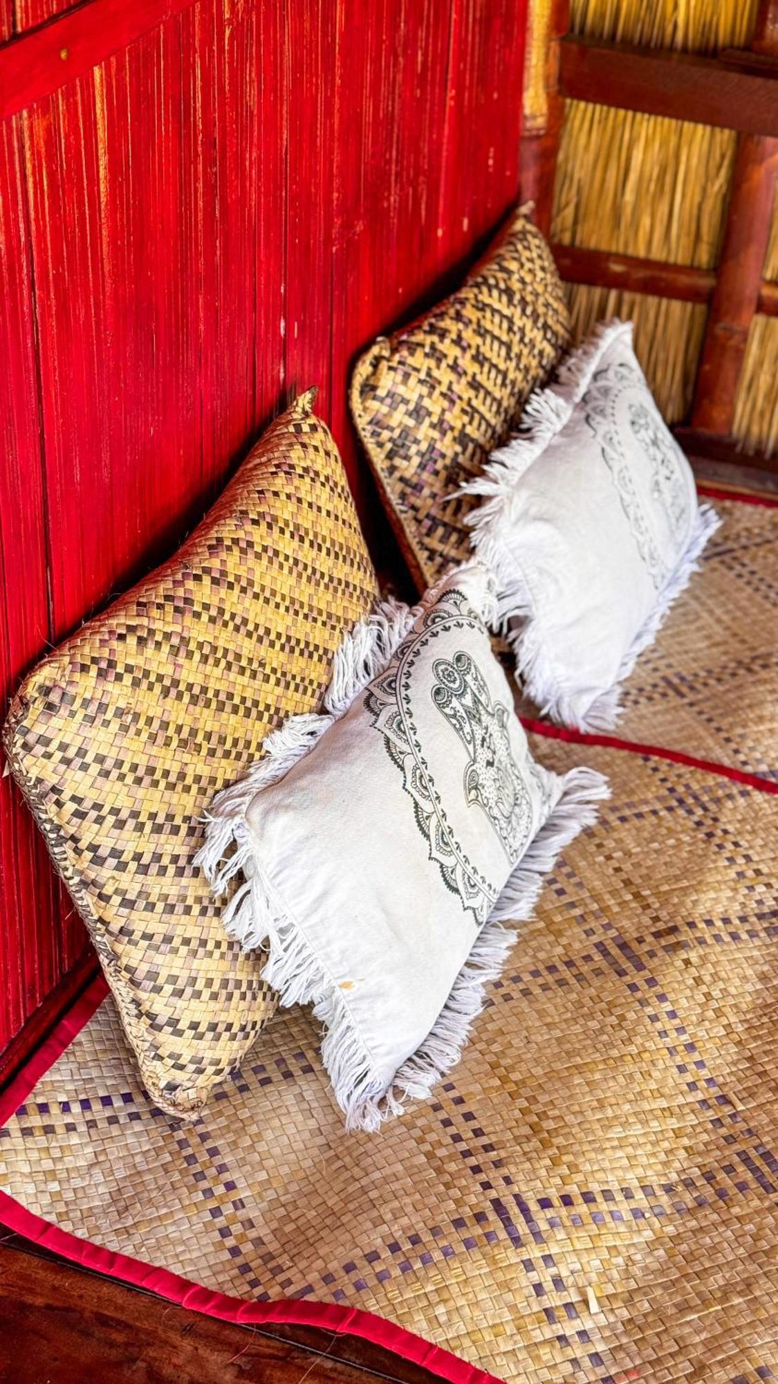 Sten Lodge eco Homestay&restaurant Labuan Bajo Esterno foto